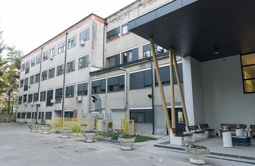 PAKISTANAC UMRO OD MENINGITISA Preminuli migrant nema veze s tučom u Velikoj Kladuši