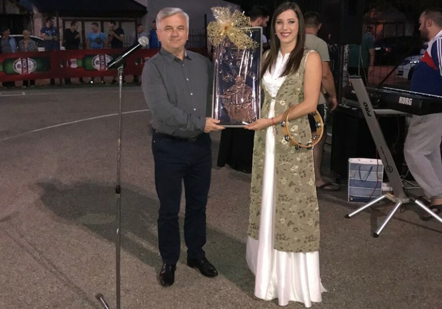 Kulturno-sportsko ljeto u Zelenom viru, posebnu čar donio nastup Danice Crnogorčević