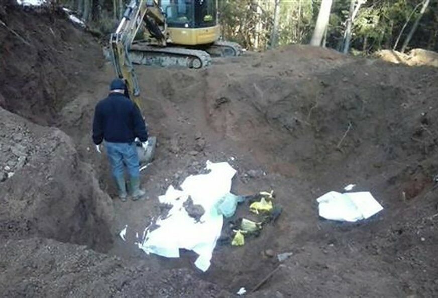 Ekshumirani posmrtni ostaci 15 Srba ubijenih u "Oluji"