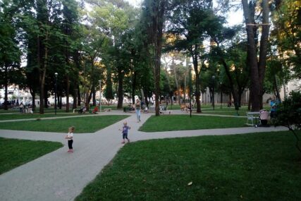 Privodi se kraju rekonstrukcija gradskog parka u Trebinju: Nove fontane i dječija igrališta