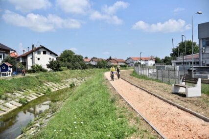 Gradonačelnik obišao novu PJEŠAČKU STAZU u Dervišima