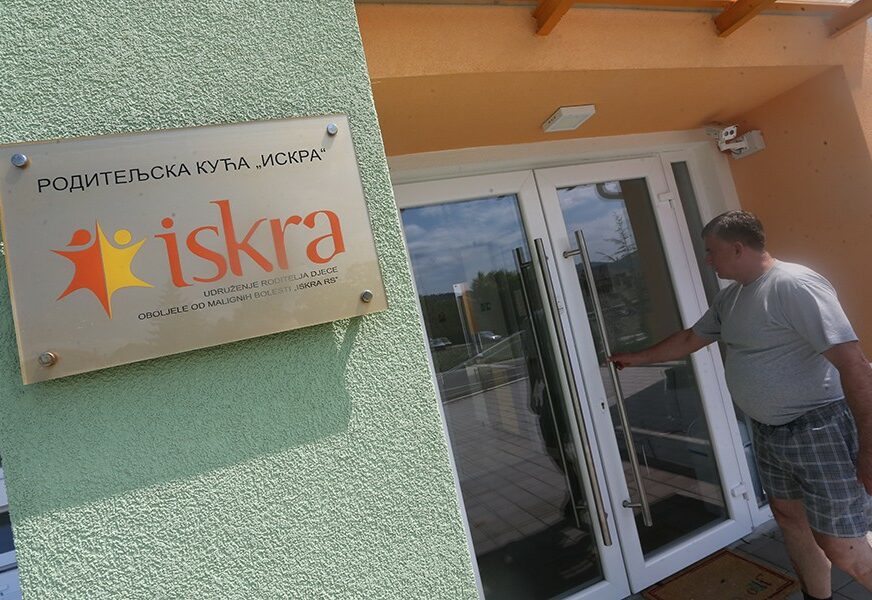 „ZLATNI SEPTEMBAR“ Mjesec PODIZANJA SVIJESTI o karcinomu kod djece, u Srpskoj od malignih bolesti do 18 godina oboli oko njih 40  