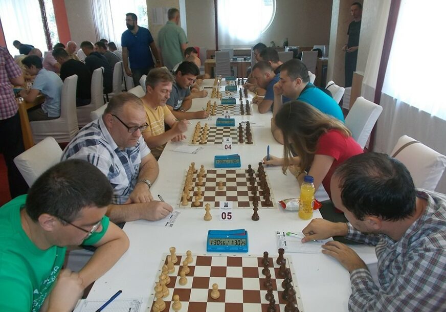 Počeo međunarodni šahovski turnir u Kotor Varošu