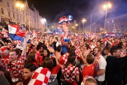 ERUPCIJA MRŽNJE PREMA SRBIMA Šovinistička histerija bacila sjenku na uspjeh hrvatskih fudbalera