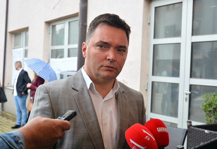 Košarac preuzeo dužnost ministra spoljne trgovine i ekonomskih odnosa