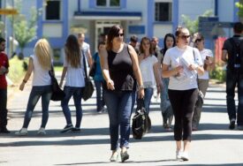 NOVA ŠANSA ZA BRUCOŠE Univerzitet u Banjaluci omogućava upis na srodne studijske programe bez polaganja prijemnog ispita