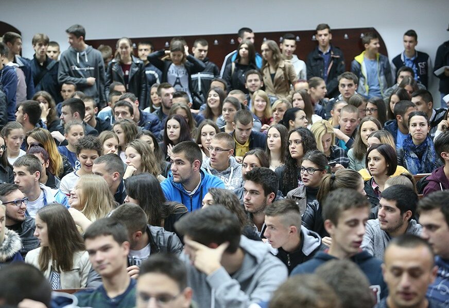 ZABRINJAVAJUĆE BROJKE U Srpskoj gotovo deset odsto studenata manje za godinu dana