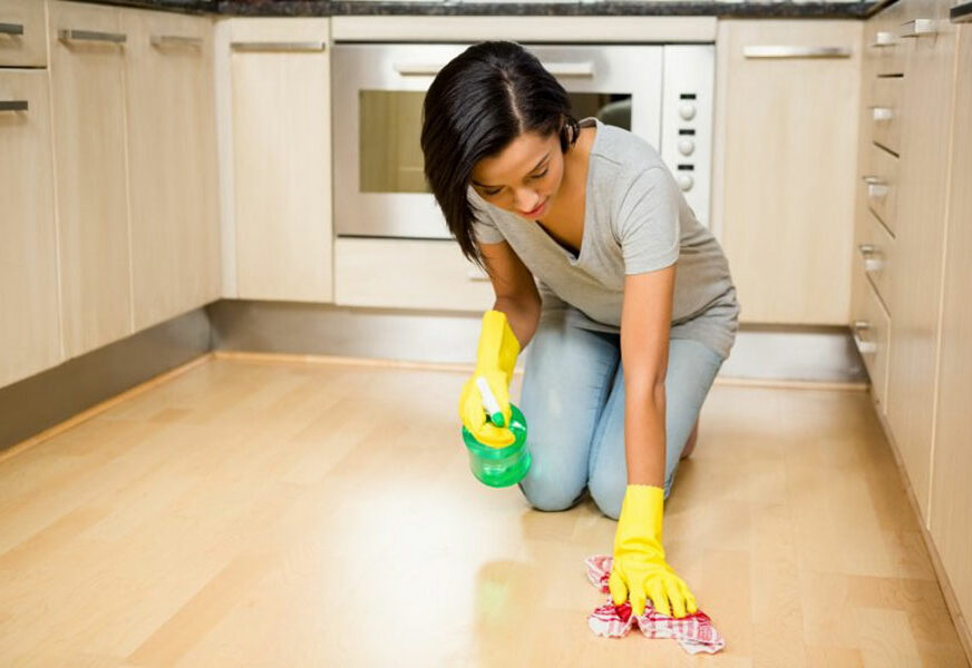 RECITE PRAŠINI ZBOGOM Uz ovu tečnost čistićete kuću tri puta rjeđe