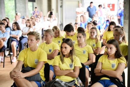 SPORTSKI DAN U BANJALUCI Počinje prvi ženski fudbalski turnir