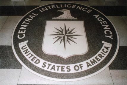 ODAVAO VOJNE TAJNE KINEZIMA Bivši agent CIA osuđen na 20 godina robije