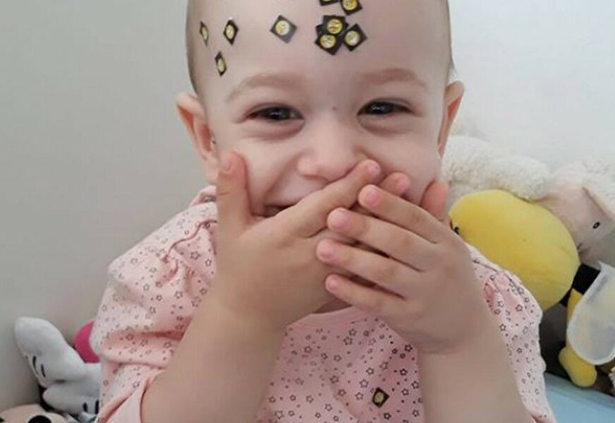 MALENA JUNAKINJA Djevojčica Dalal koja boluje od najtežeg oblika leukemije uskoro se VRAĆA KUĆI