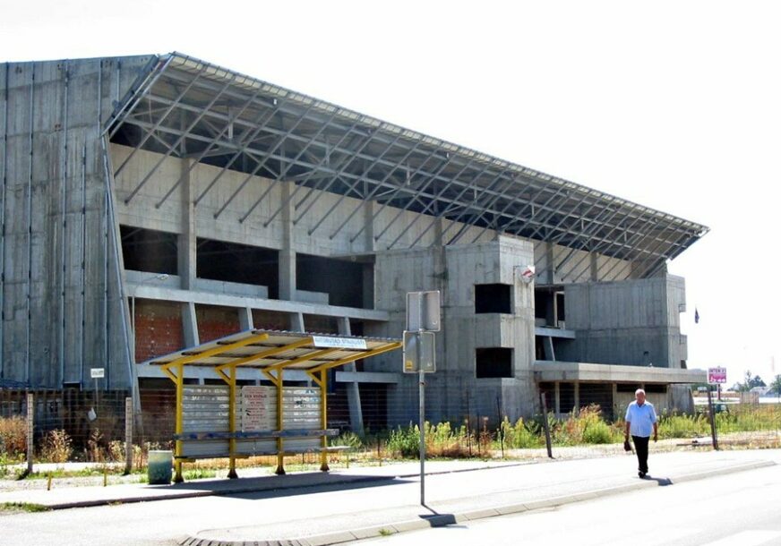 Počinju radovi na završetku sportske dvorane u Gradišci, ukupna vrijednost projekta 5,5 miliona KM