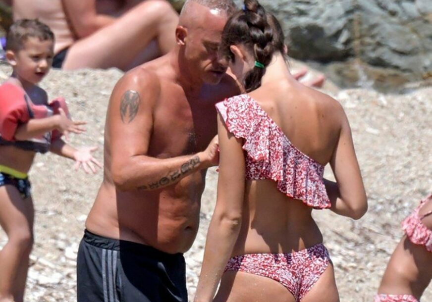 PRIJE NJE JE LJUBIO SRPKINJU Italijanski ZAVODNIK na plaži pokazao KOLIKO VOLI mladu suprugu