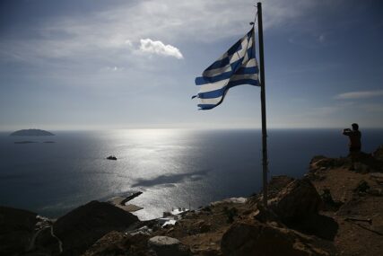 GRCI NEZADOVOLJNI STANJEM U UNIJI "Evropa se kreće u pogrešnom pravcu"