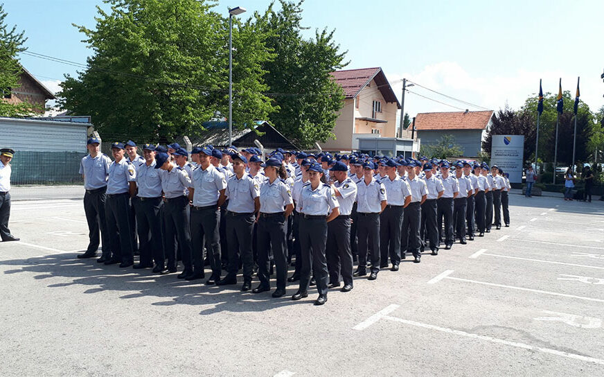 Zakletvu položilo 100 kadeta Granične policije BiH