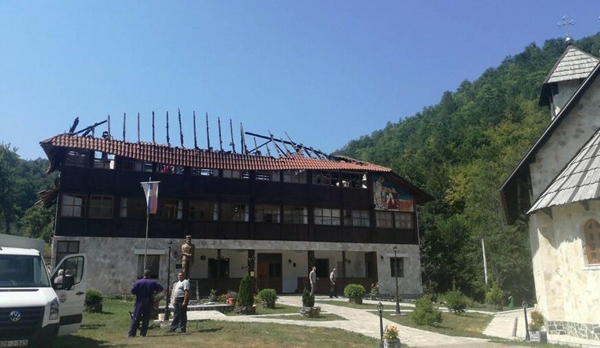 Manastiru u Dobrunskoj rijeci POMOĆ ZA OBNOVU nakon požara