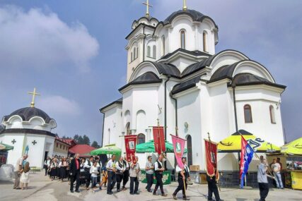 Svečano na Ravnoj Romaniji: Bogat program povodom Dana manastira Svetog velikomučenika Georgija