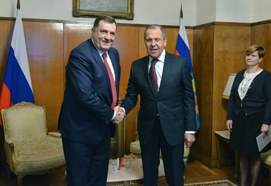 ODLIKOVANJE LAVROVU Ruskom ministru inostranih poslova Dodik uručuje Orden Republike Srpske na ogrlici