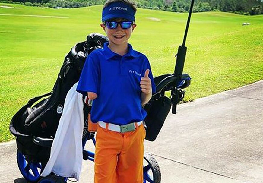 ČUDO OD DJETETA Kao beba zavolio golf, sa 7 GODINA igra kao profesionalac i BEZ JEDNE RUKE obara rekorde (VIDEO)