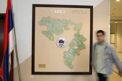 Slovenački parlamentarac smatra da Srpska treba da bude samostalna