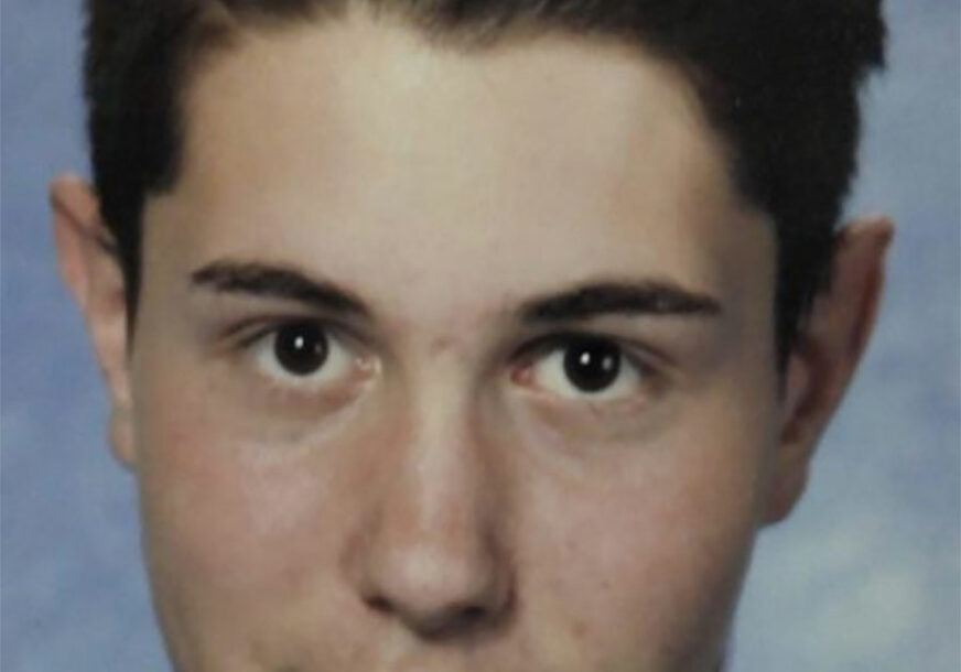 OČAJNA PORODICA MOLI ZA POMOĆ Danijel (17) nestao prije dva dana, posljednji put viđen u Batajnici