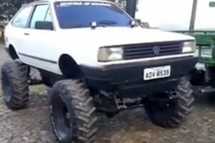 Paklena mašina u tijelu “golfa jedinice” (VIDEO)