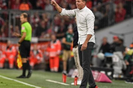 TRETMAN NA OBRVAMA Trener Hofenhajma na meč sa Bajernom došao pravo iz kozmetičkog salona (FOTO)