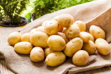 DA LI STE ZNALI? Krompir snižava pritisak i održava vitkost, a bogat je OVIM VITAMINOM