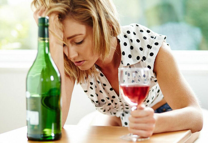 AKO VAS PREVARI ALKOHOL Ove namirnice pomažu kod mamurluka