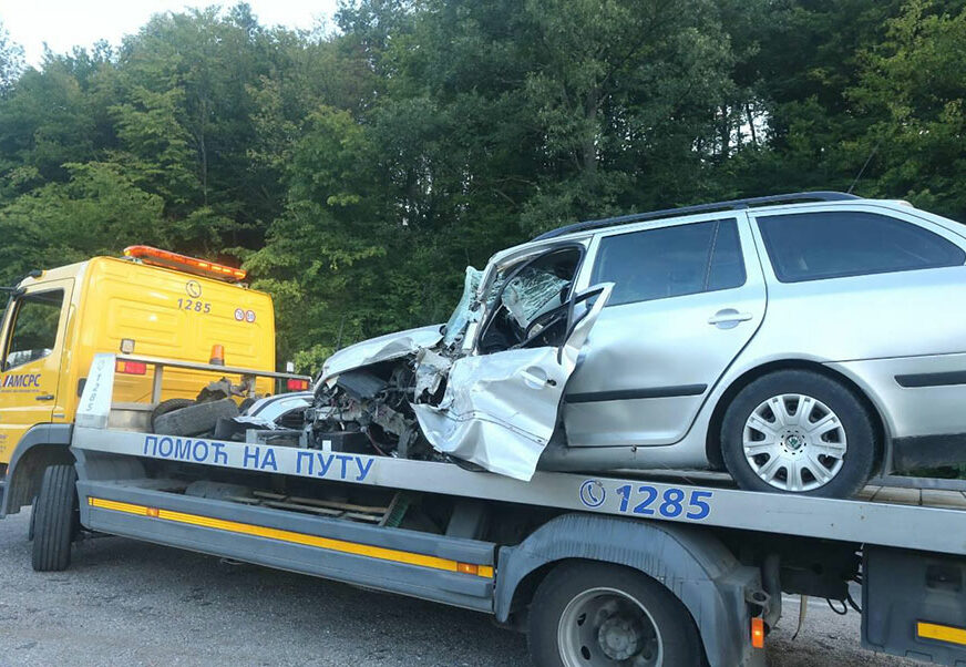 NAKON SUDARA SA AUTOBUSOM Vozač "škode" preminuo poslije sedam dana BORBE ZA ŽIVOT