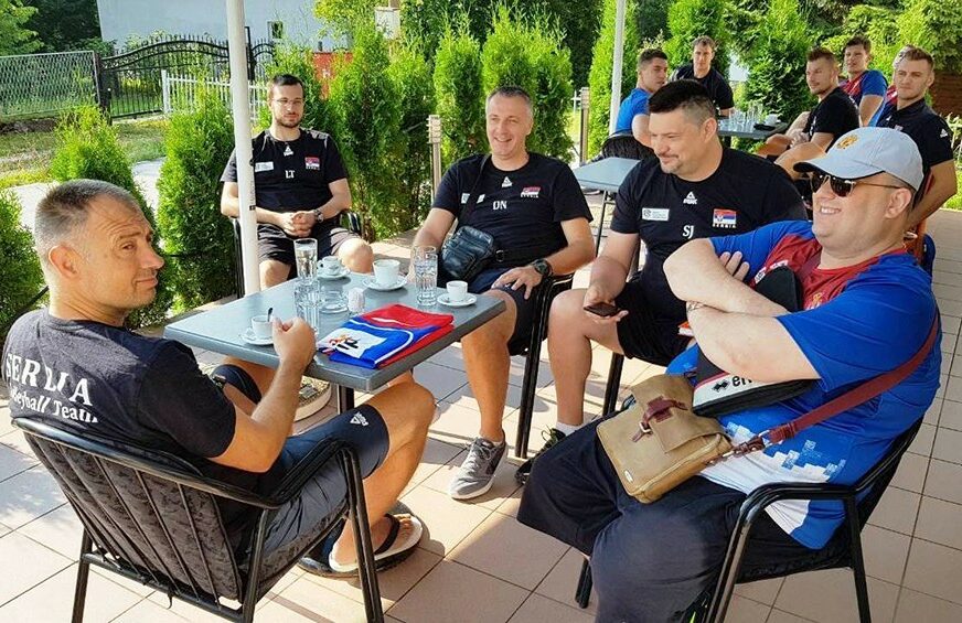 ODBOJKAŠI SRBIJE STIGLI NA PRIPREME U SRPSKU Grbić: Sa Pala po zlato na Svjetskom prvenstvu