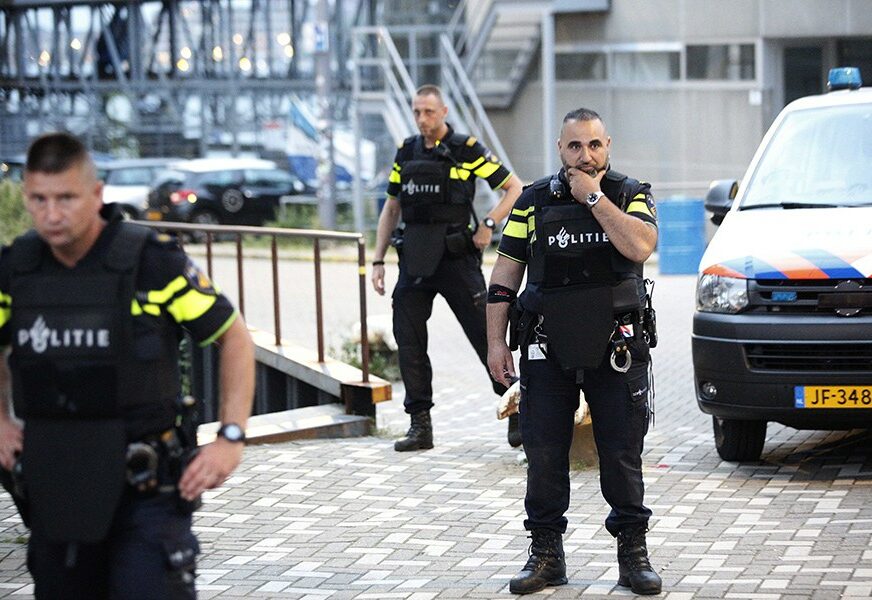 SPRIJEČENA VELIKA TRAGEDIJA U Holandiji uhapšena sedmorica muškaraca koji su planirali TERORISTIČKI NAPAD