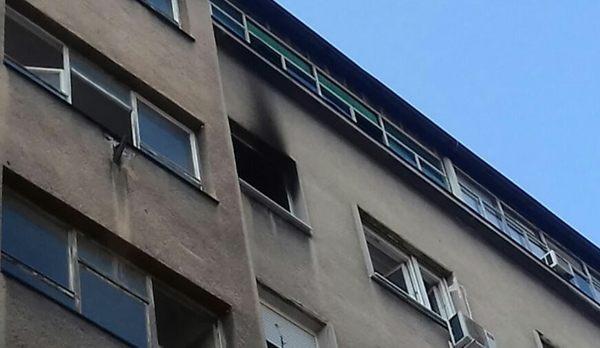 “SAMO JE IKONA OSTALA” Potpuno izgorio stan u Beogradu, žena zadobila TEŠKE OPEKOTINE, djevojka se nagutala dima