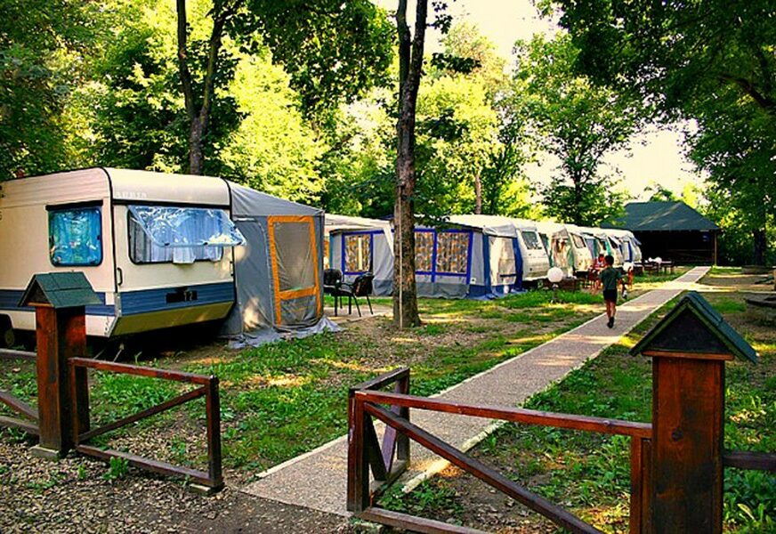 Lopare kao TURISTIČKA DESTINACIJA: Autokampovi u prirodi mamac za BOGATE STRANCE
