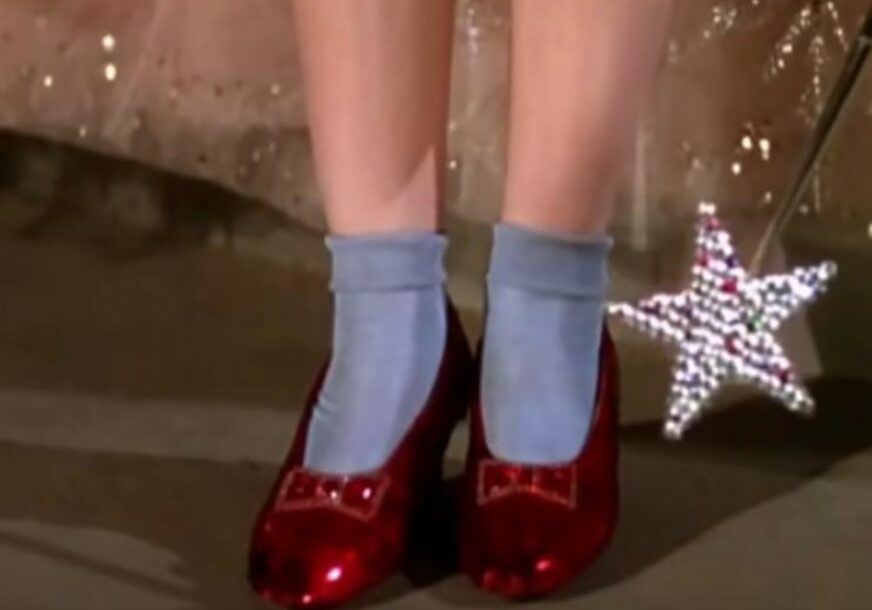 FBI IH VRATIO U MUZEJ Poslije 13 godina nađene cipele iz "Čarobnjaka iz Oza" vrijedne MILIONE DOLARA