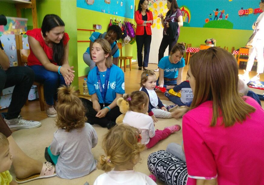 Foča: Djeca iz vrtića "Čika Jova Zmaj" družila se sa paraolimpijskom šampionkom Lusi Mejer
