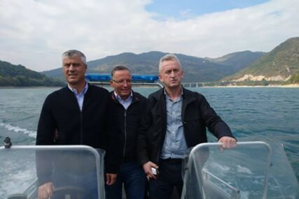 Strani mediji o dešavanjima na sjeveru Kosova: Tenzije se rasplamsale, Tači naljutio Beograd