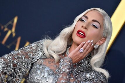 IZVODILA VRATOLOMIJE Lejdi Gaga publiku počastila koncertom za pamćenje (VIDEO)