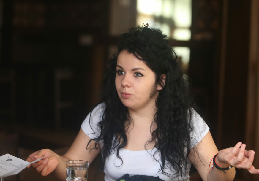 Tamara Ćutković, kćerka poginulog borca i majka dvoje djece bez krova nad glavom: Provaliću u neki stan, ne mogu više čekati