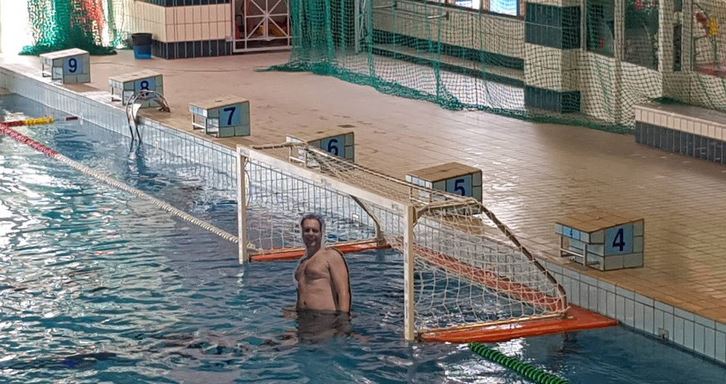 SVEMOGUĆE ŽENE Vaterpolo veterani otišli na EP bez golmana zbog ZABRANE SUPRUGE, a onda su uradili nešto fantastično