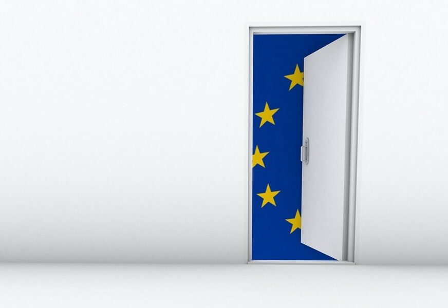 JEDNIMA MAJKA, DRUGIMA MAĆEHA Dvostruki standardi Evropske unije prema Balkanu