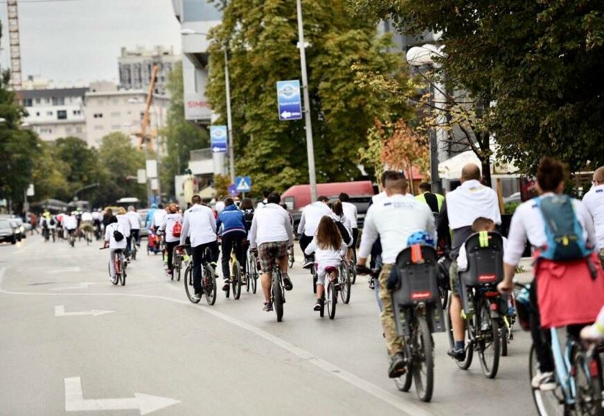 „KRUŽNI TOKOVI NISU ZA BICIKLISTE“ BKM vožnjom pod motom „Bicikli se voze“ UKAZUJE NA PROBLEM