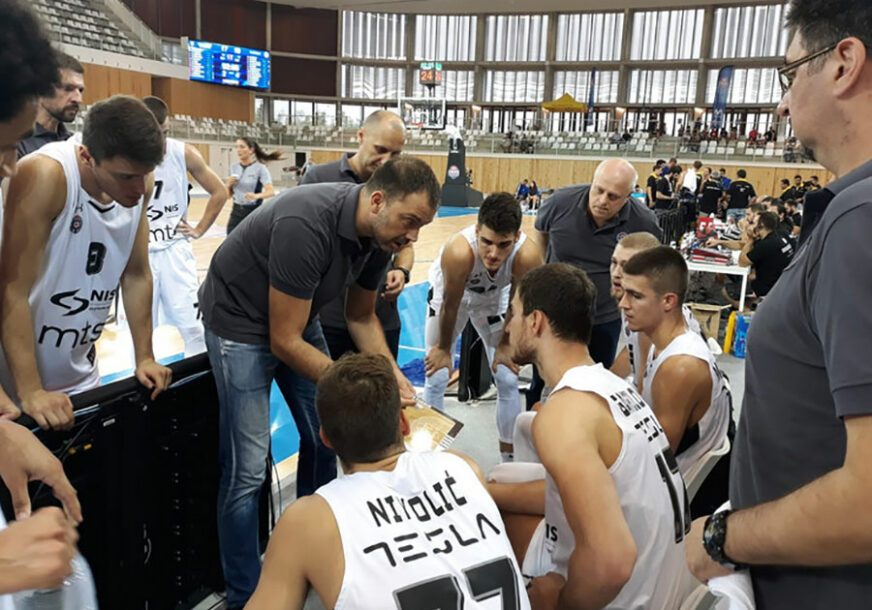OTELO IM SE Partizan po PETI PUT U NIZU doživio poraz, košarkaši Tenerifa bolji za 38 poena