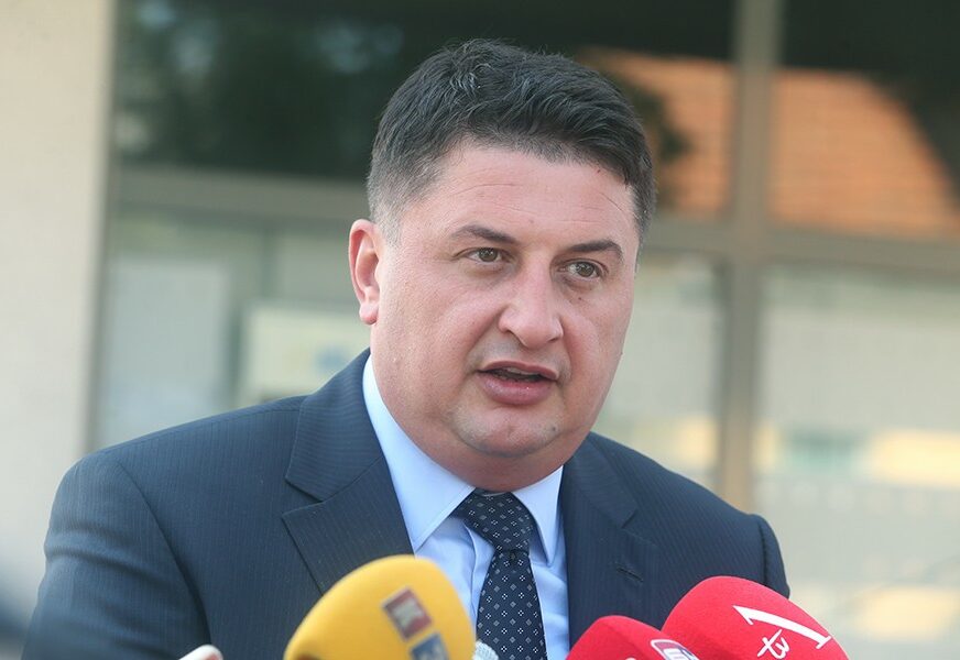 Radović: Srpska ima loš imidž, teško da će naći kupca za obveznice