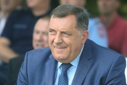 DODIK POTVRDIO VUČIĆEVE TVRDNJE "U izbore u BiH najviše se miješaju stara AMERIČKA ADMINISTRACIJA i Britanci"