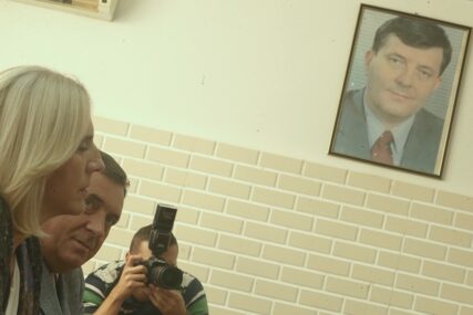 Dodikov susret sa sobom iz devedesetih