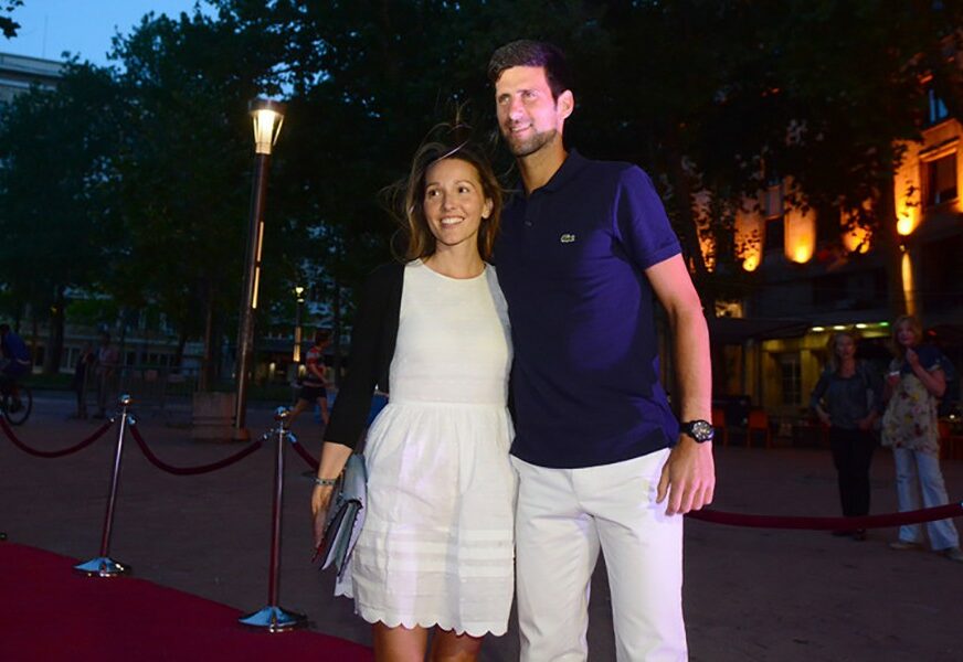 ZANIMLJIVI REKVIZITI Jelena i Novak ovakvi su se pojavili na svadbi, a evo šta rade JUTRO POSLIJE (FOTO)