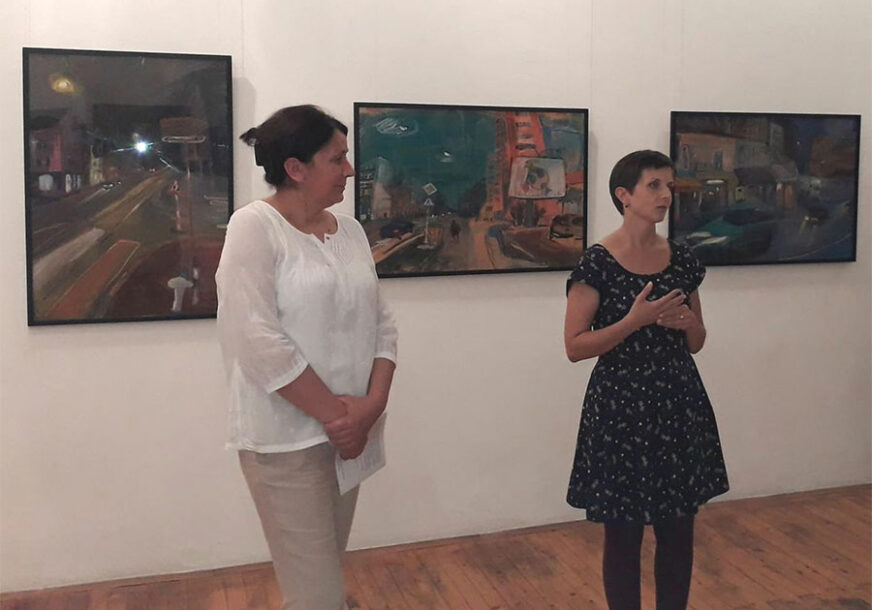 Novi Grad: Otvorena izložba "Urbani pejzaži", Maje Šolak Bataković