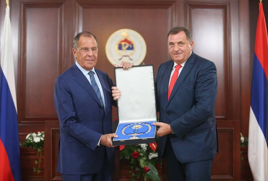 Ministar spoljnih poslova Rusije u Banjaluci odlikovan ordenom koji dobijaju samo ODABRANI