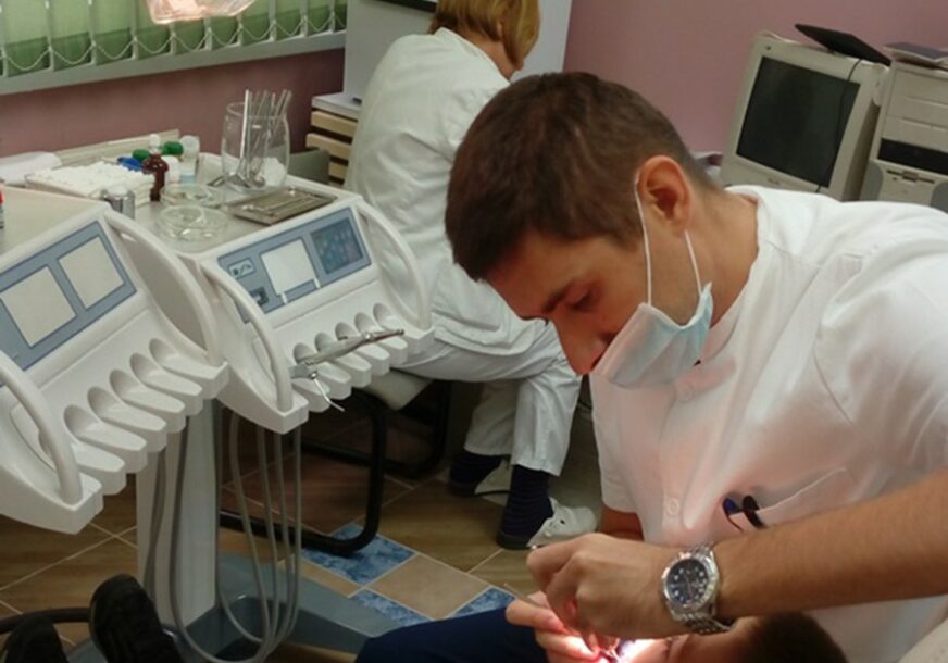 Uspješan projekat u zvorničkoj OŠ „Sveti Sava“: Počela sa radom stomatološka ambulanta